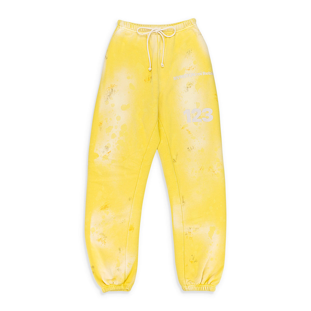 GYM BAG YELLOW SWEATPANTS