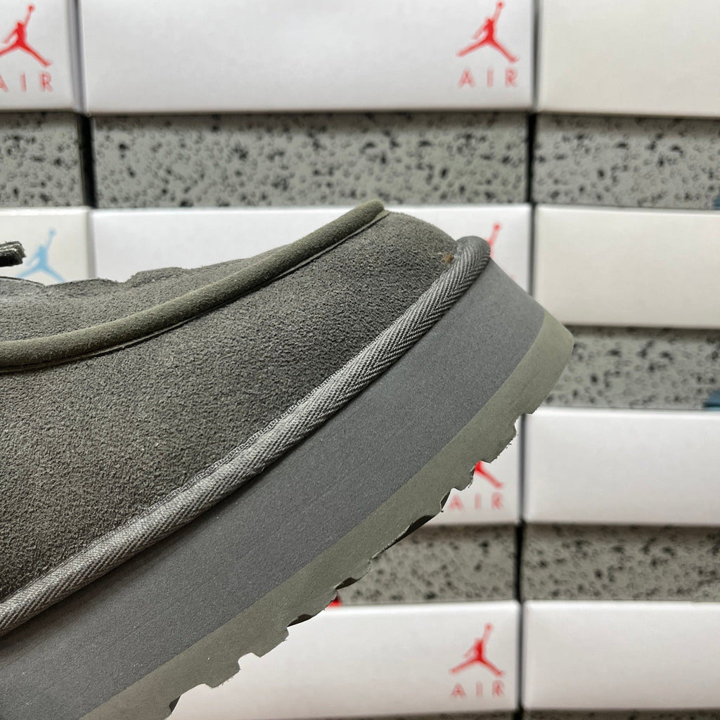 UGG Tazz Platform Women's Slip-On Boot – Suede Moc-Toe Boot with Tonal Shearling Cuff, Shearling Lining & Chunky SugrSole Platform in Charcoal
