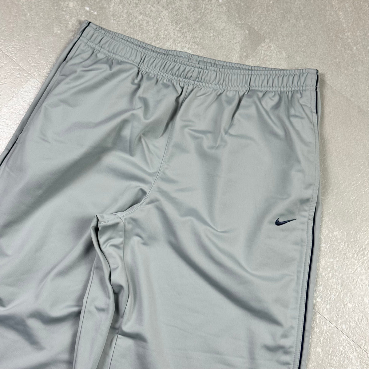 Vintage Nike Trackpants (XL)