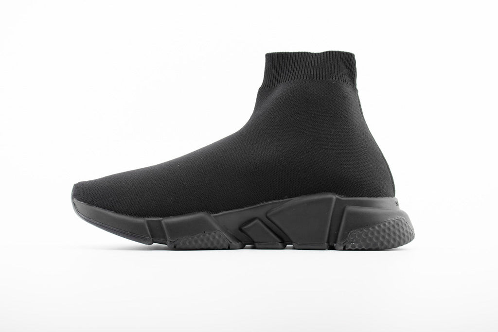 Balenciaga Speed Runner All Black Reps Sneakers CA5TS